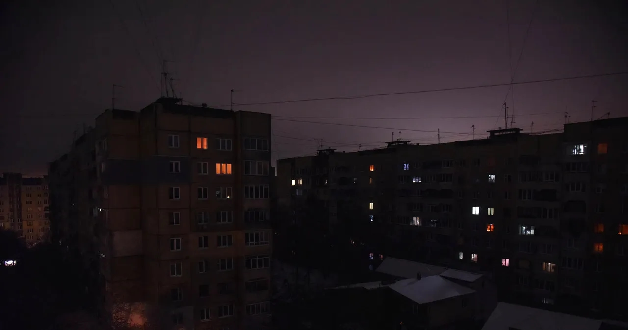 Gdzie zgłosić awarię prądu w Pile? Numery alarmowe