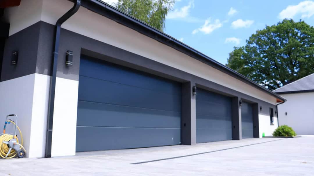 Bramy garażowe z napędem i montażem - najlepsza oferta