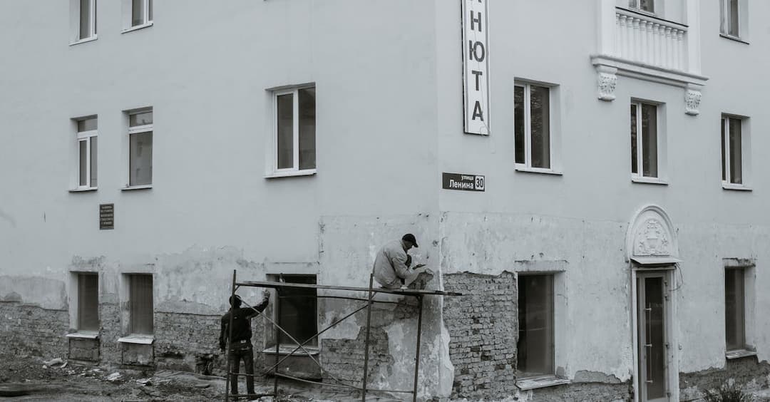 Ocieplenie domu - ile kosztuje robocizna, materiały i całkowity koszt