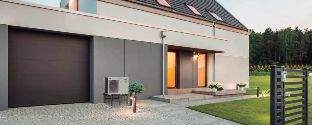 Dlaczego japońskie pompy ciepła podbijają polskie domy? Odkryjmy!