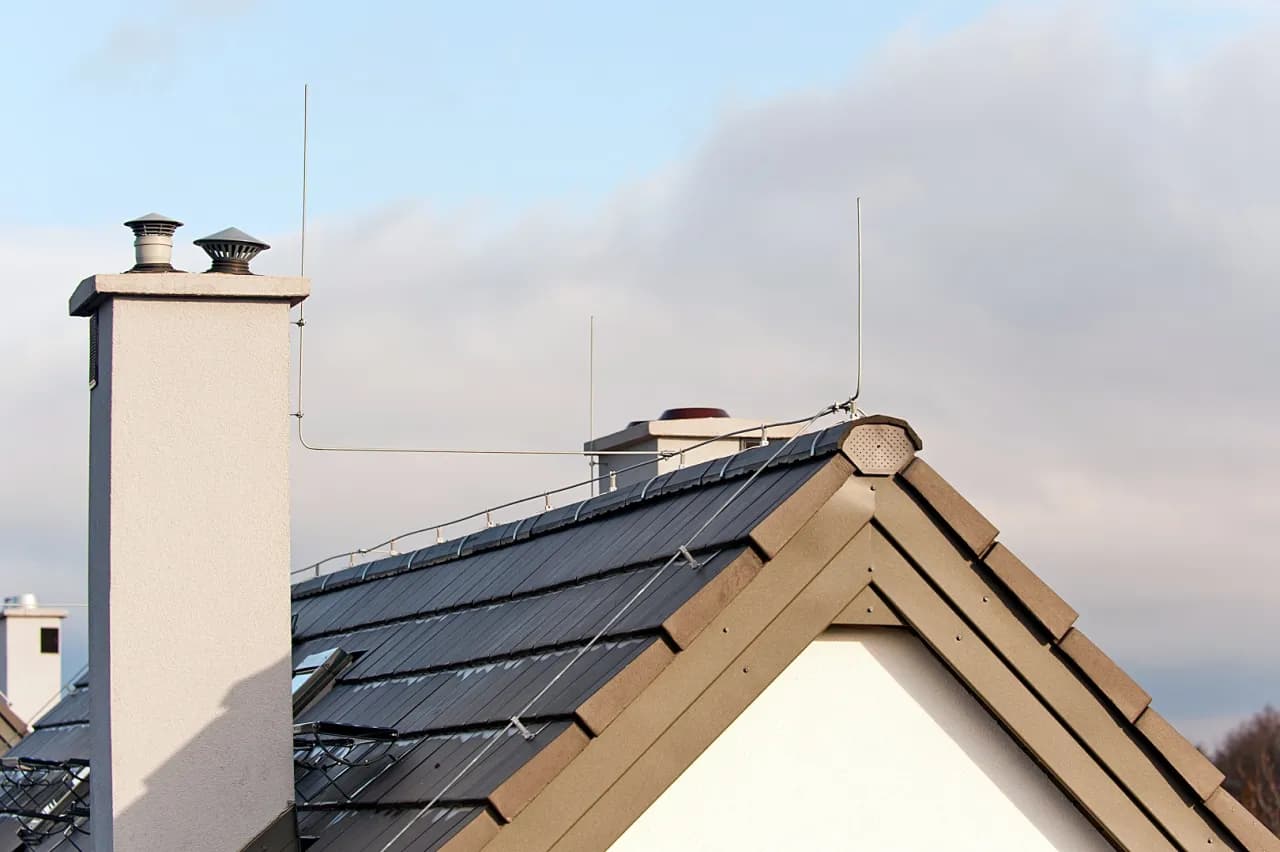 Instalacja odgromowa cena - koszt za metr, piorunochron cena